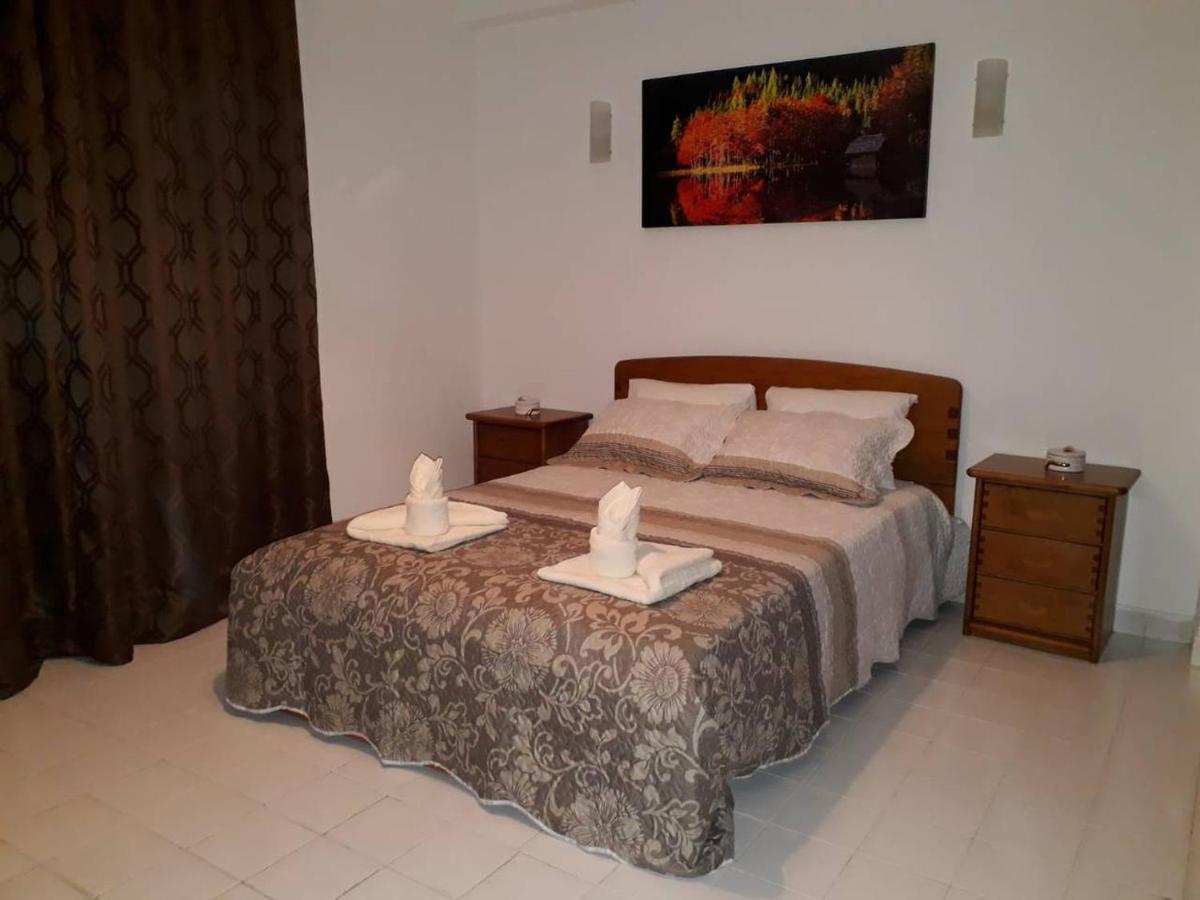 Apartamento T1 Com Piscina, Em Montechoro, Albufeira, Algarve Leilighet Eksteriør bilde